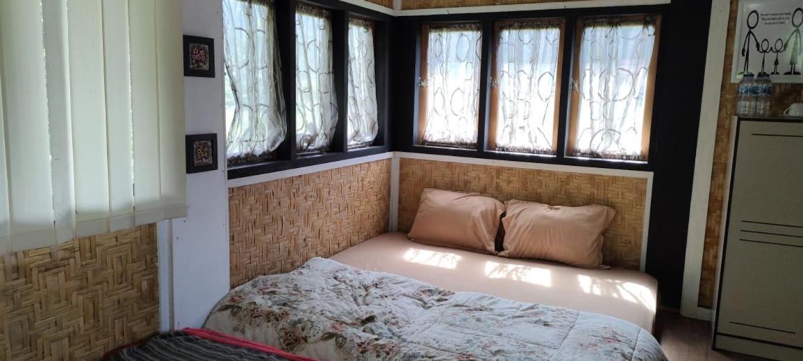 Апартаменты Roemah Abdoe Arau Экстерьер фото